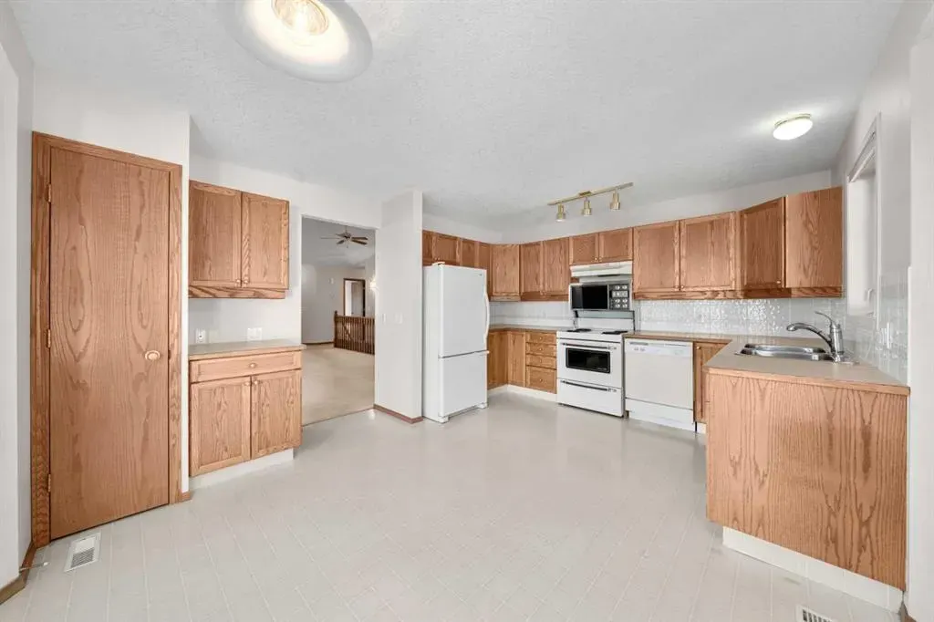 634 Sheep River Mews