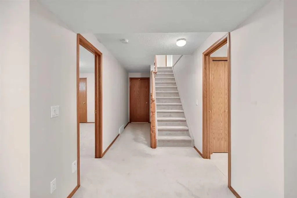 634 Sheep River Mews