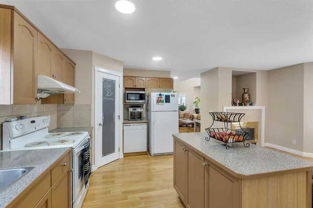 197 Tarawood Place NE