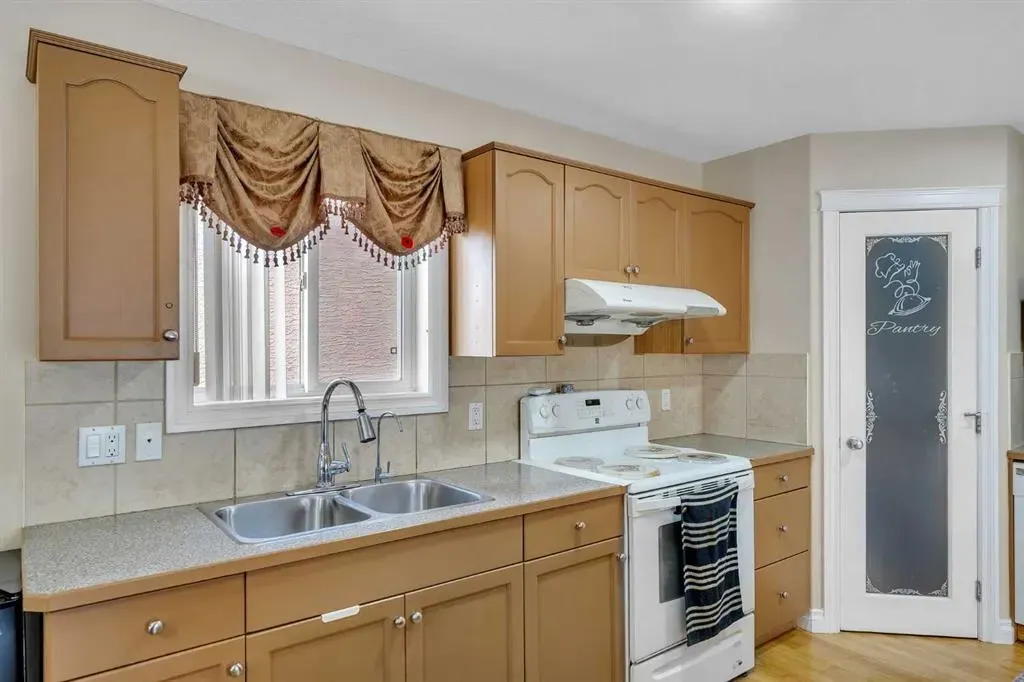 197 Tarawood Place NE