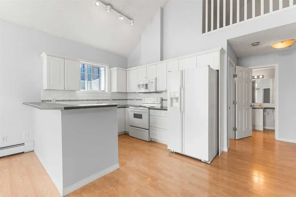 126 14 Avenue SW, #518