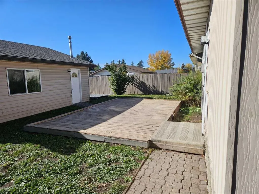 2823 Dover Ridge Drive SE