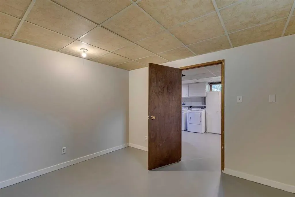 2823 Dover Ridge Drive SE