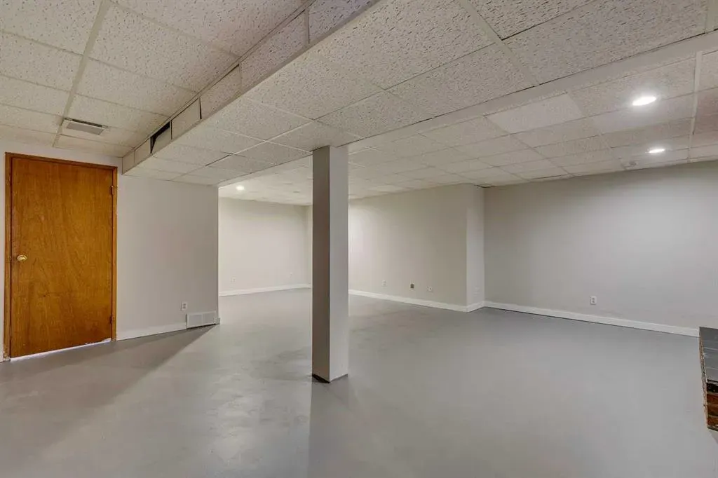 2823 Dover Ridge Drive SE