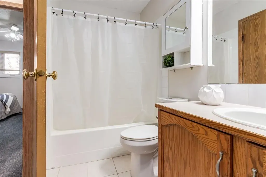 12 Millrise Green SW