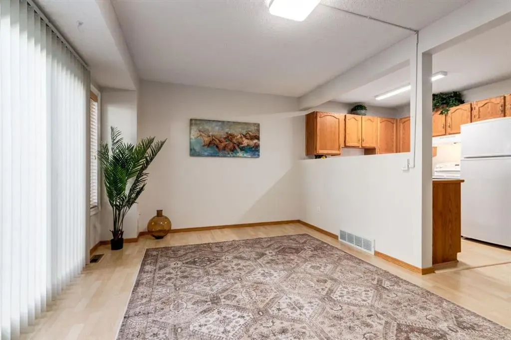 12 Millrise Green SW