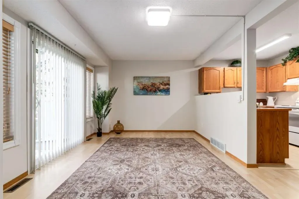 12 Millrise Green SW