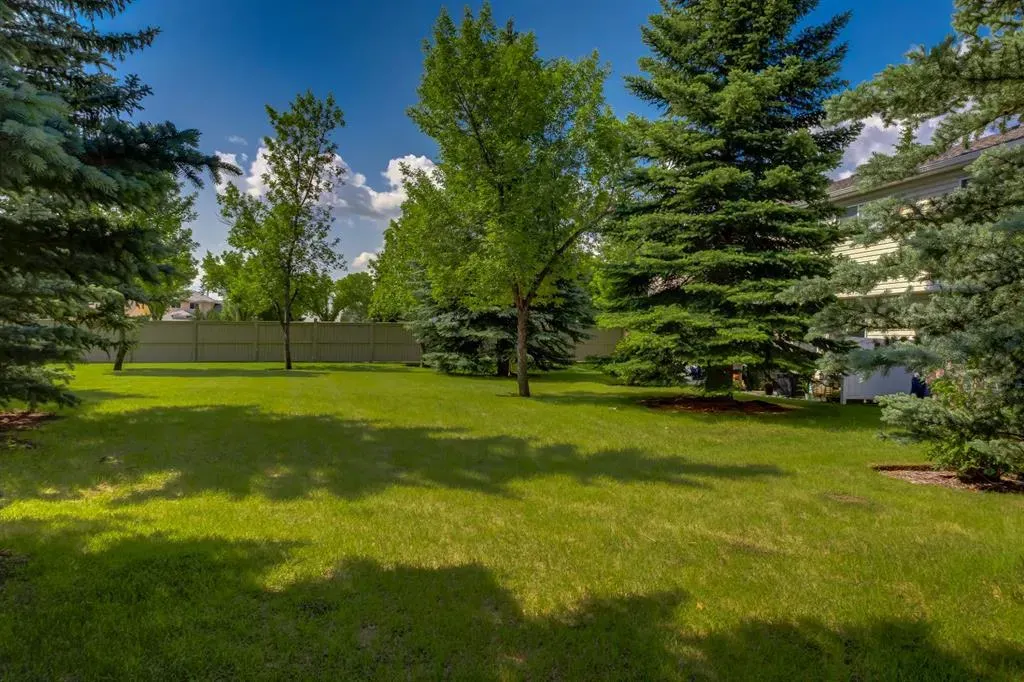 12 Millrise Green SW