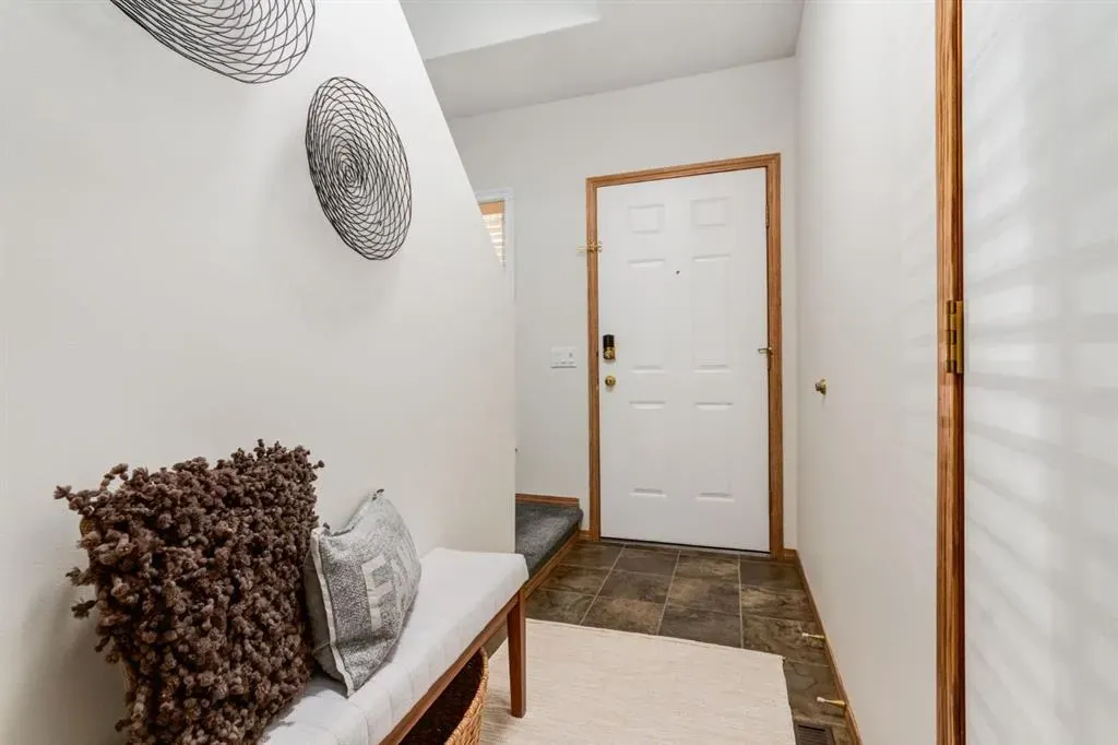 12 Millrise Green SW