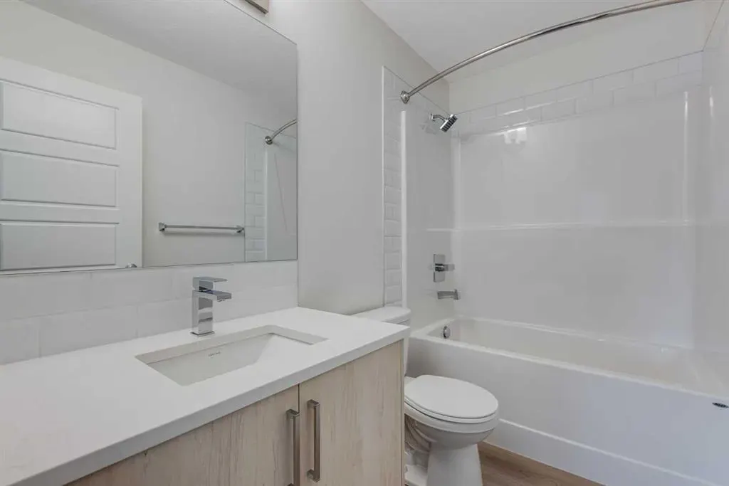 245 Edith Place NW, #207