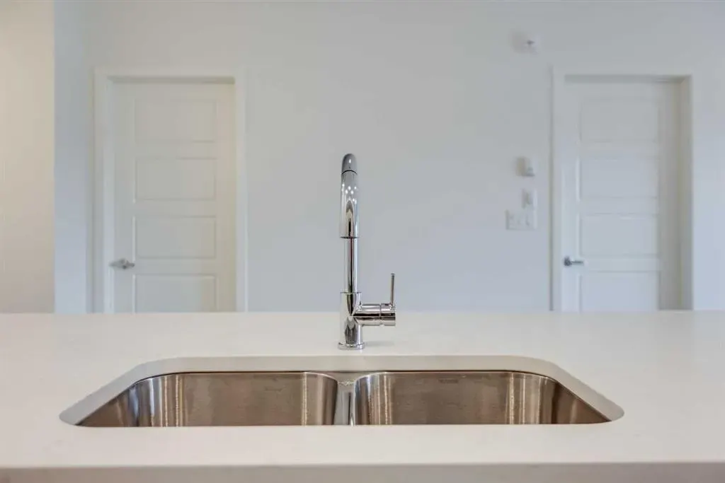 245 Edith Place NW, #207