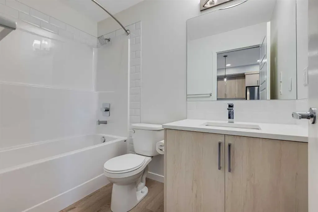 245 Edith Place NW, #207