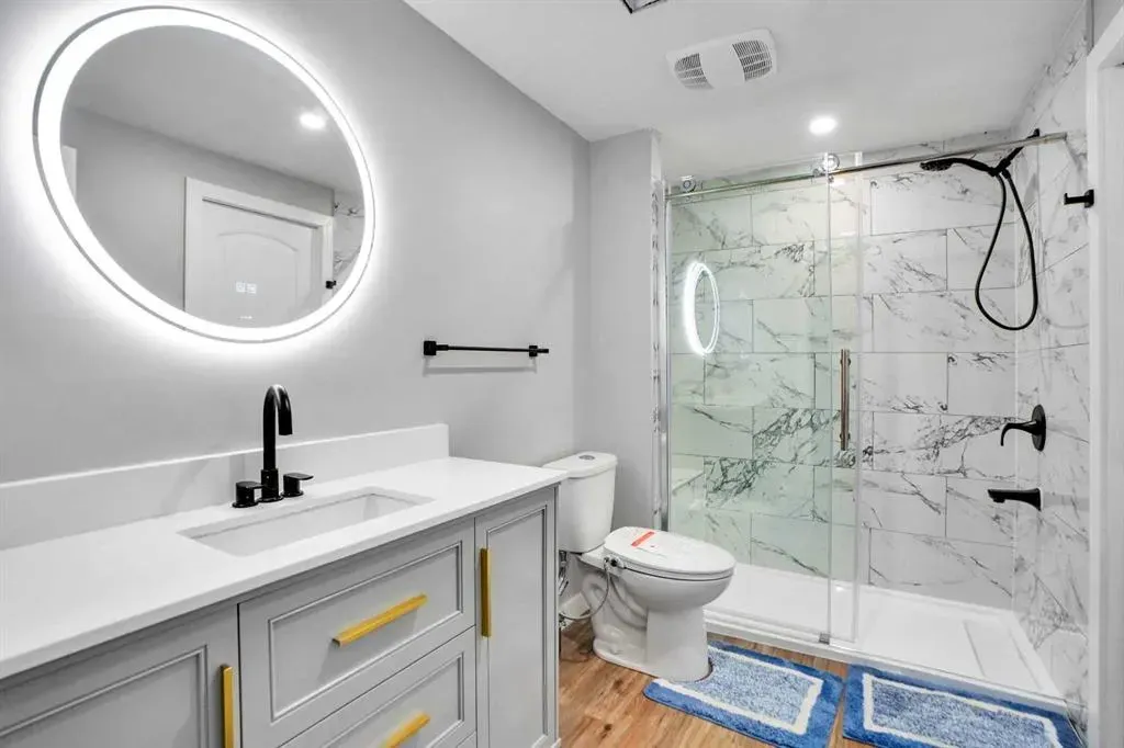 70 Royal Ridge Manor NW