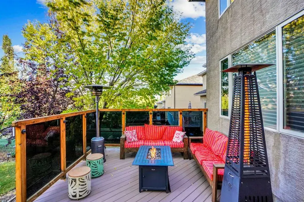 70 Royal Ridge Manor NW