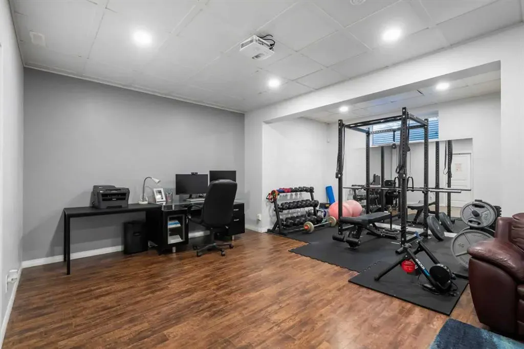 159 Panatella View NW