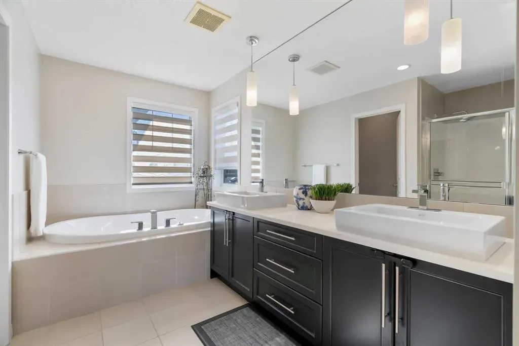 159 Panatella View NW