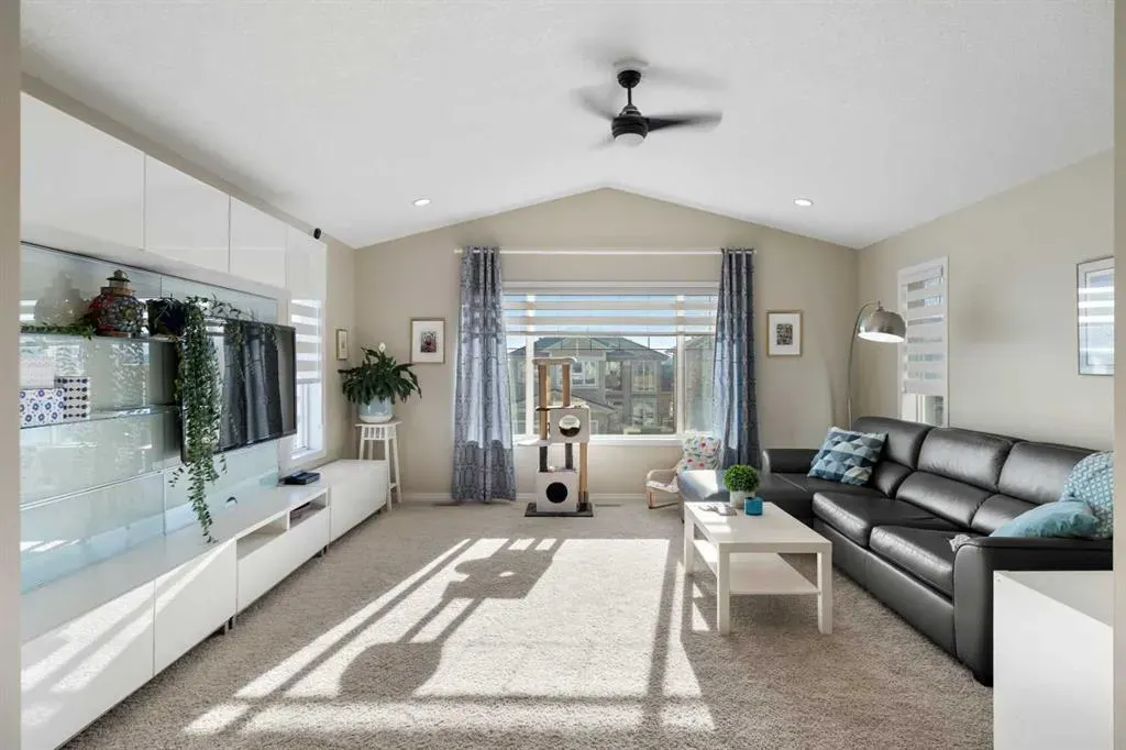 159 Panatella View NW