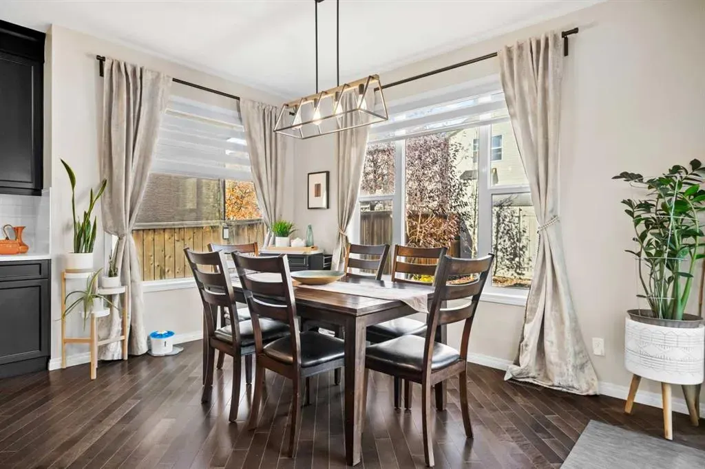 159 Panatella View NW