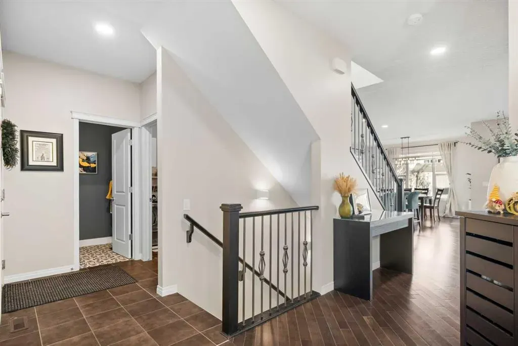 159 Panatella View NW