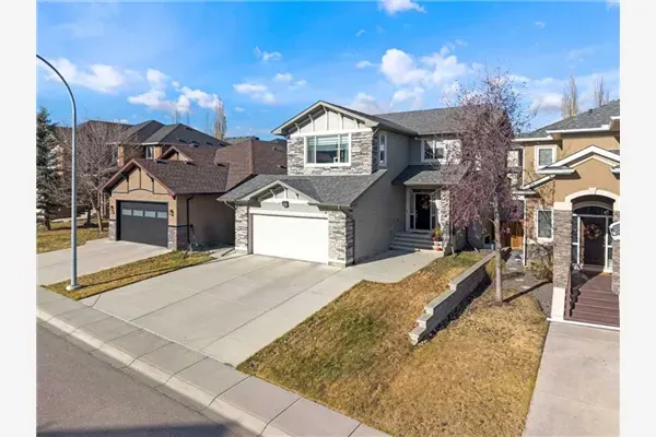 159 Panatella View NW