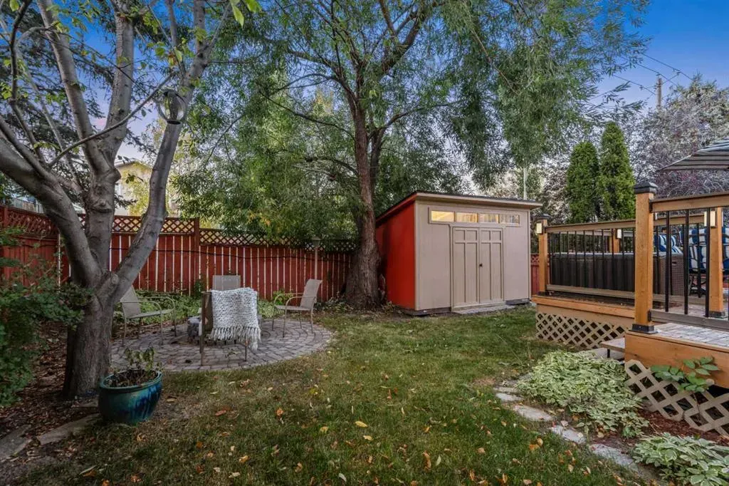 667 Macewan Drive NW