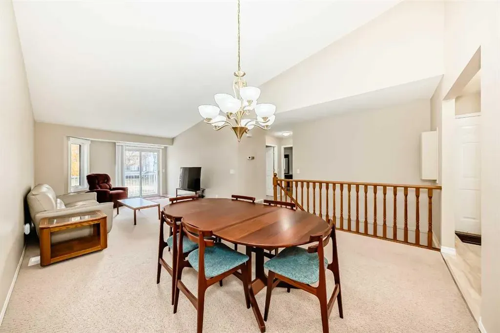 52 Riverview Drive SE