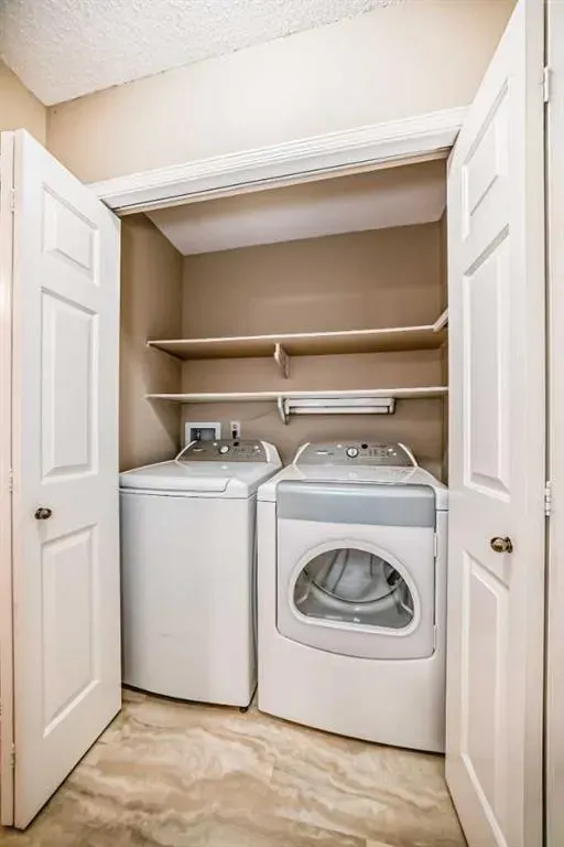 52 Riverview Drive SE