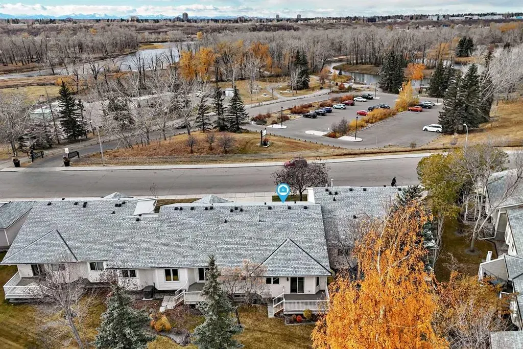 52 Riverview Drive SE