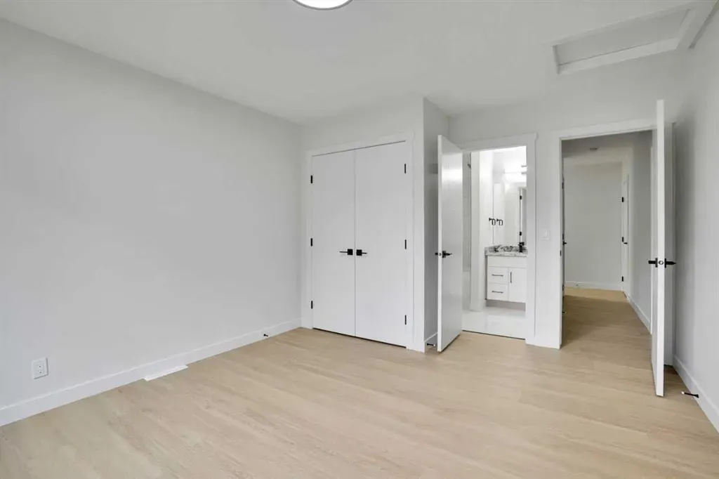 6116 Buckthorn Road NW