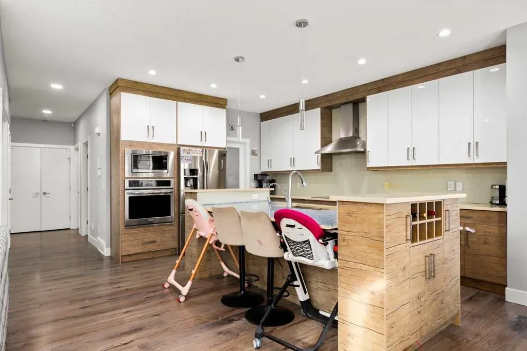 106 Baysprings Gardens SW