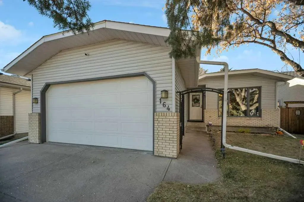 164 Mckerrell Crescent SE