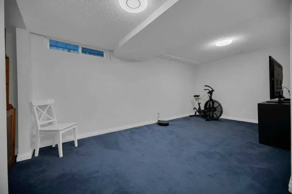 164 Mckerrell Crescent SE