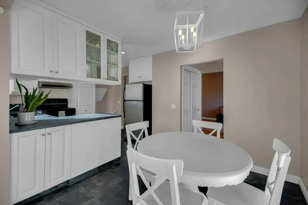 164 Mckerrell Crescent SE