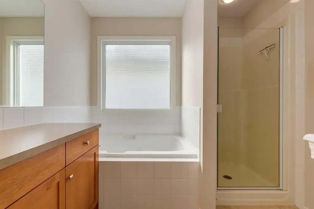 167 Cramond Green SE