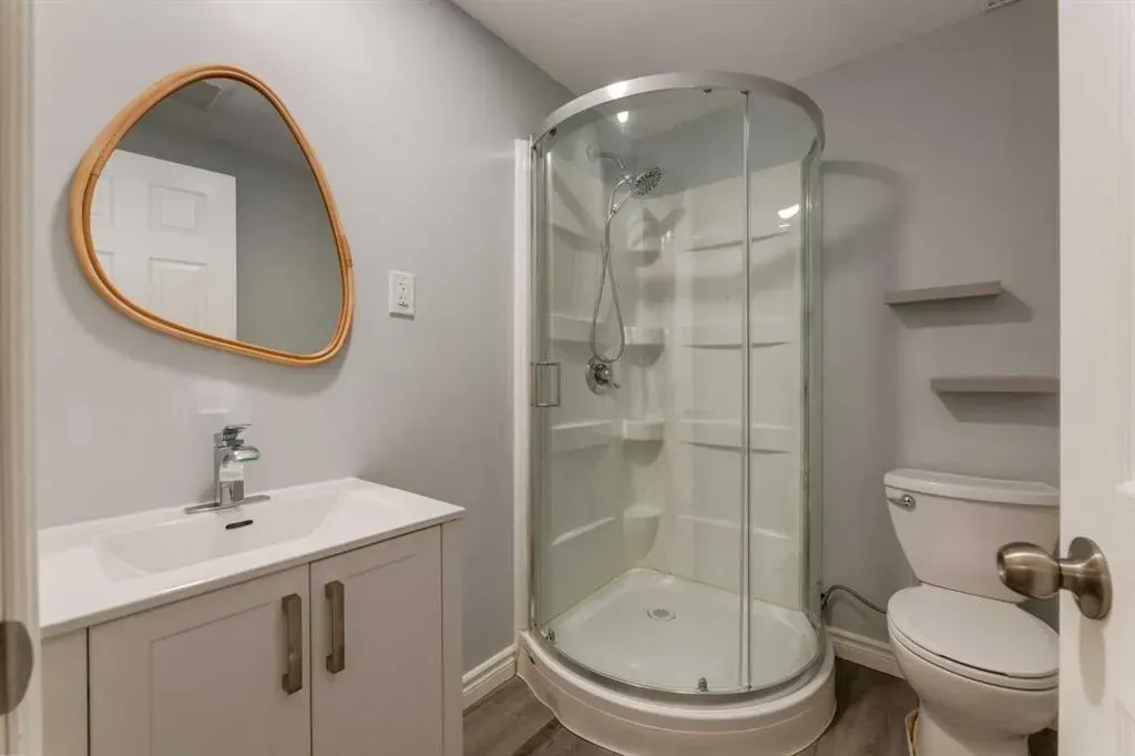 167 Cramond Green SE