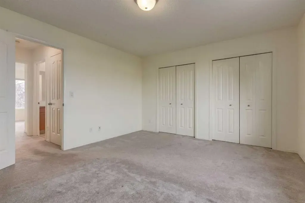 167 Cramond Green SE