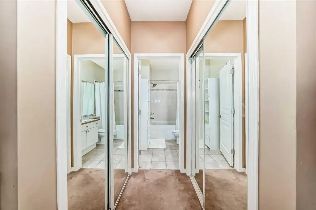 1113 Lake Fraser Court SE, #1113