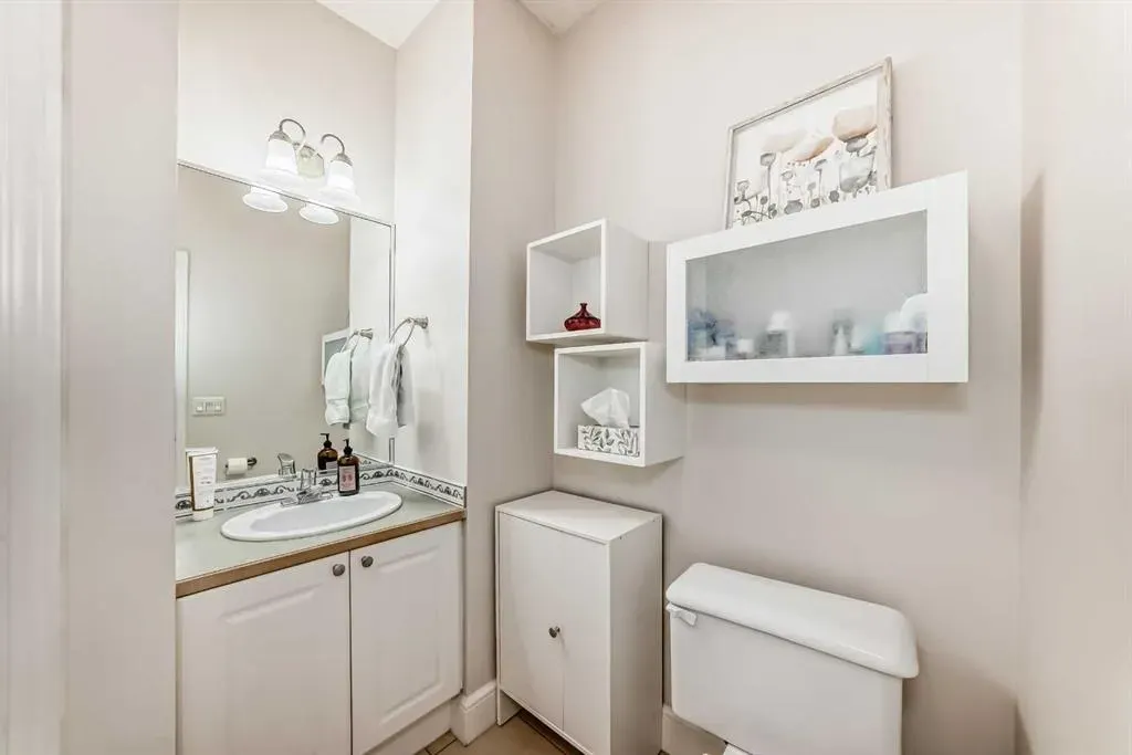 1113 Lake Fraser Court SE, #1113