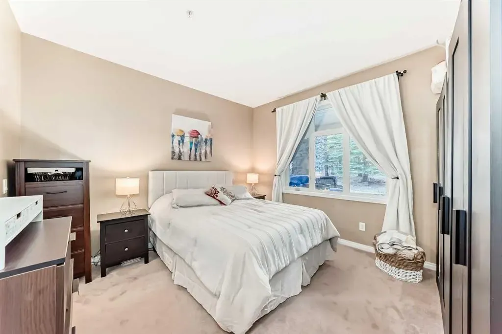 1113 Lake Fraser Court SE, #1113