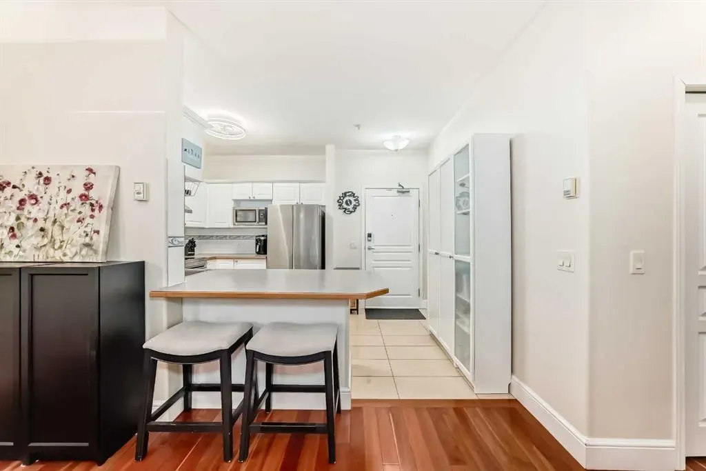 1113 Lake Fraser Court SE, #1113