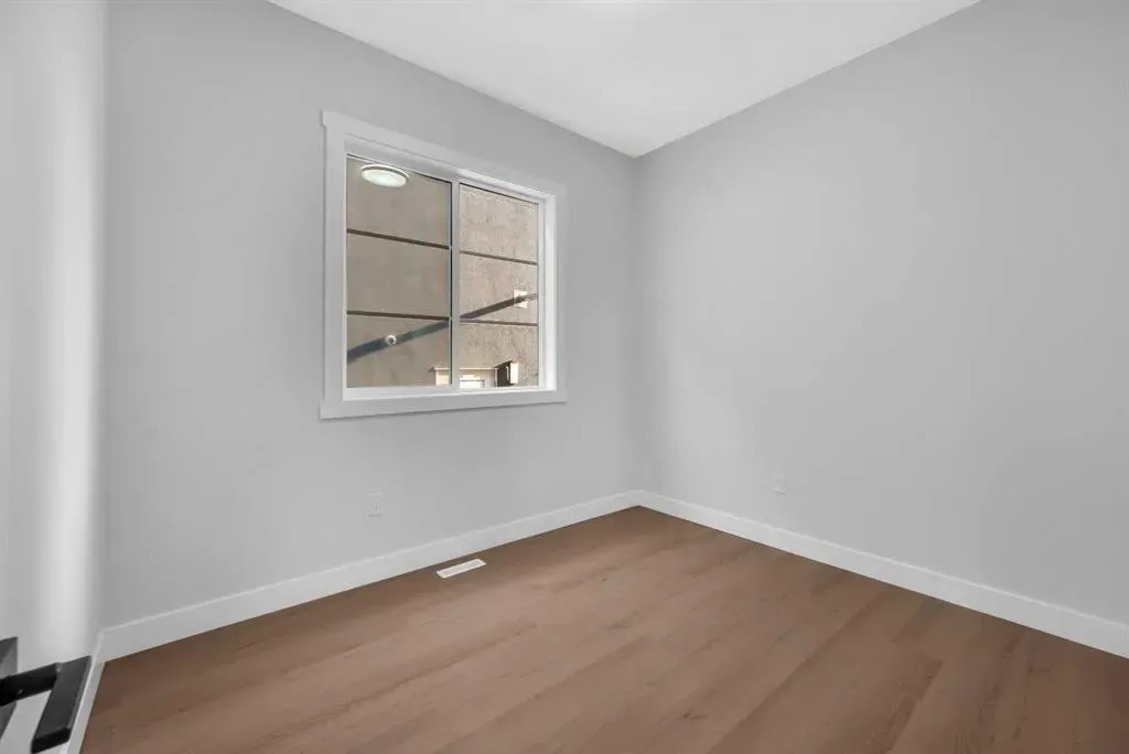 203 KINNIBURGH Place