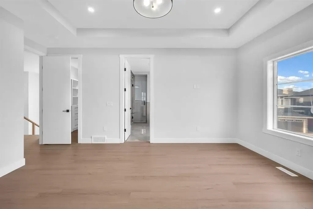 203 KINNIBURGH Place