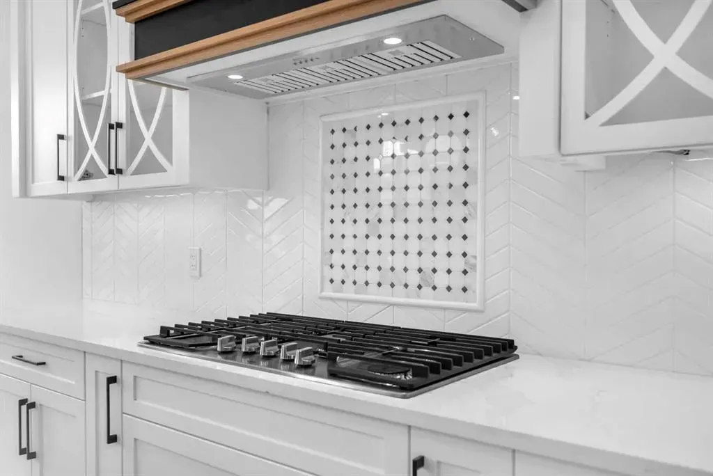 203 KINNIBURGH Place