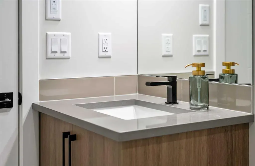 100 Banister Drive, #4102