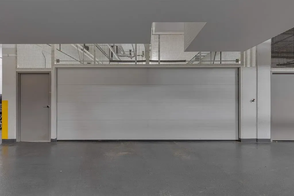 738 1 Avenue SW, #412