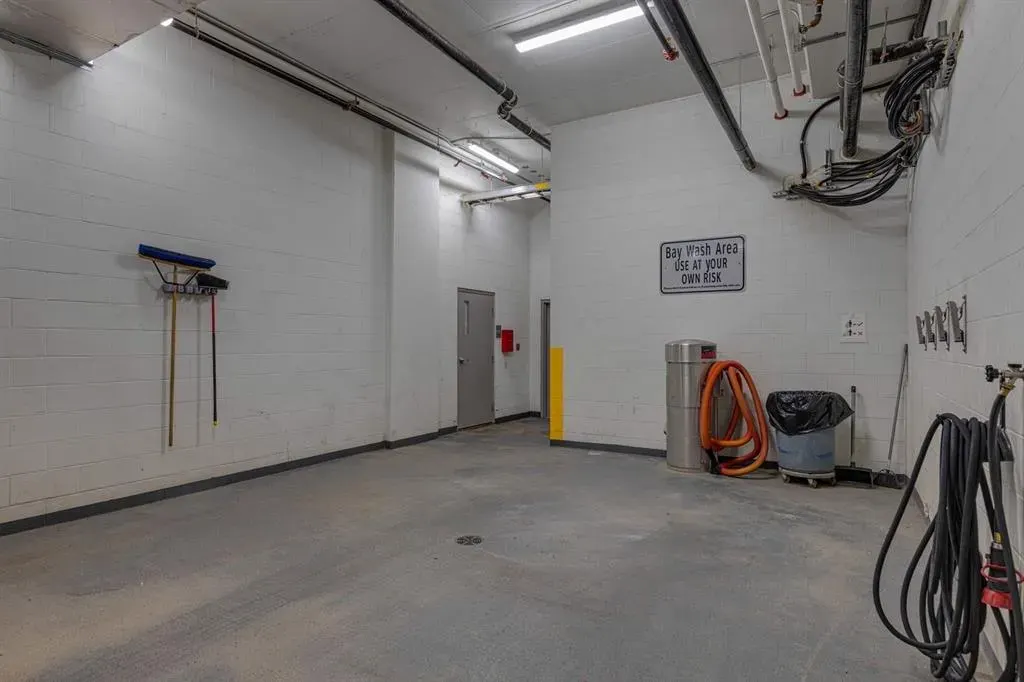 738 1 Avenue SW, #412