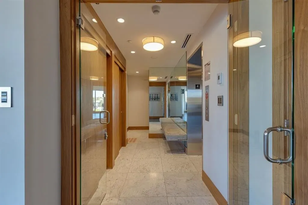 738 1 Avenue SW, #412