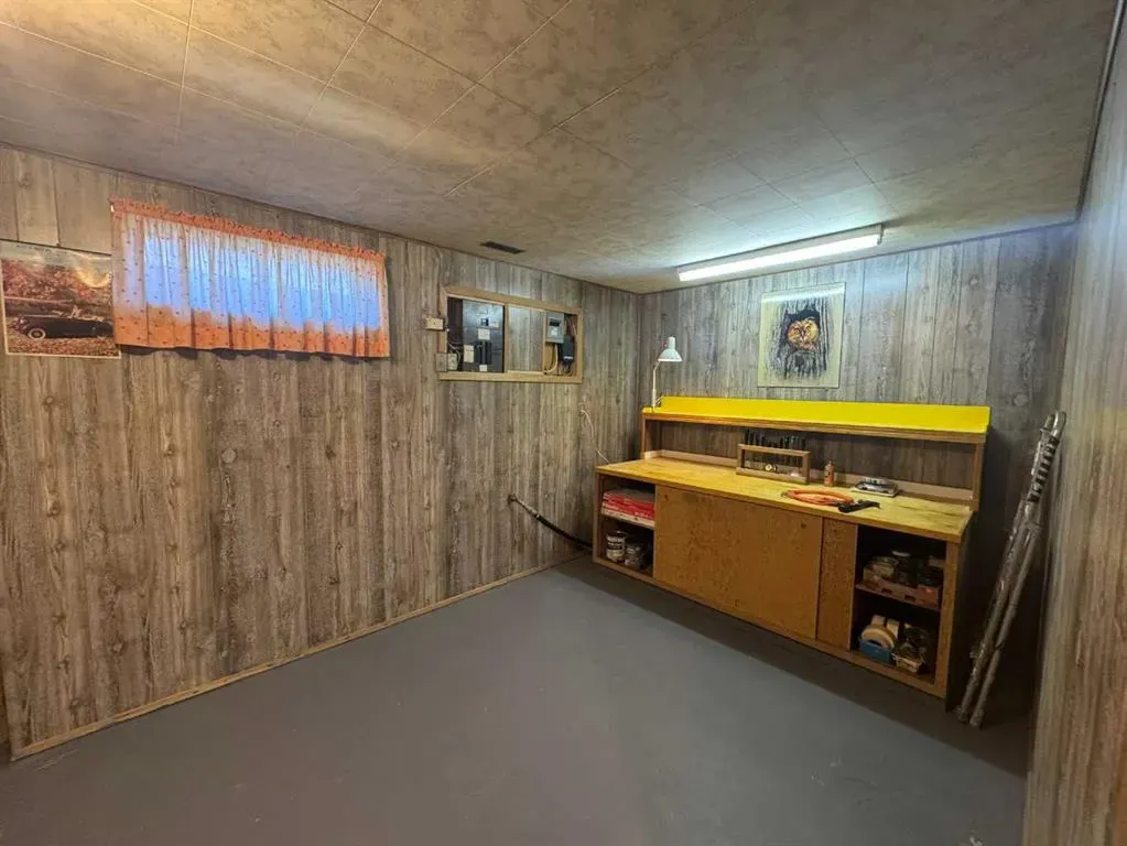 #2 715010 Range Road 84