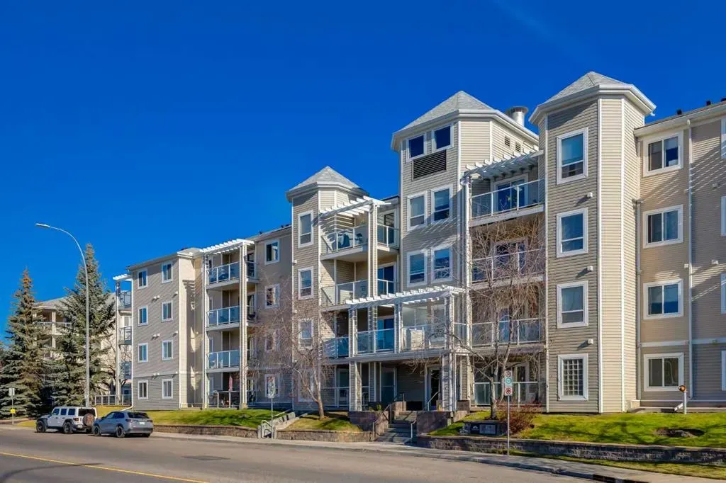 270 Shawville Way SE, #110