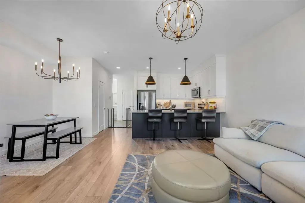 179 Legacy Glen Parade SE